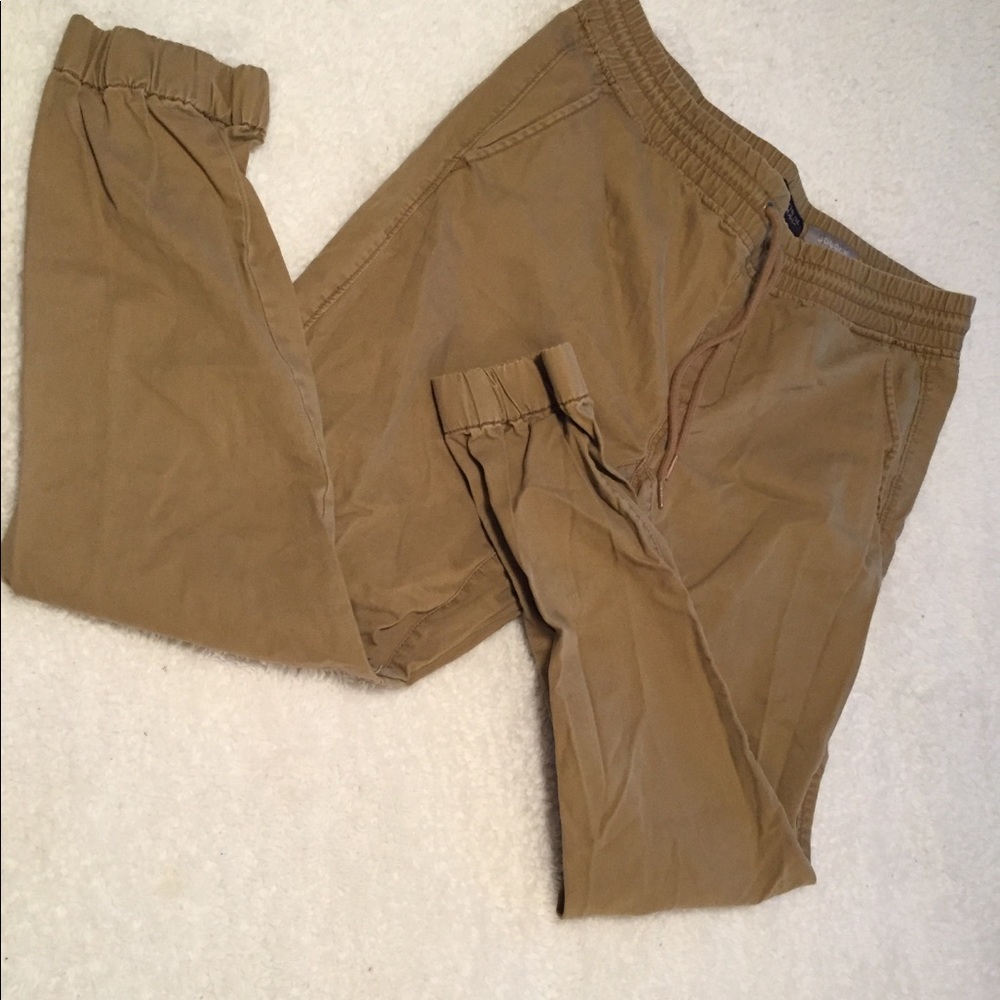 Aeropostale Men’s Khaki Joggers
